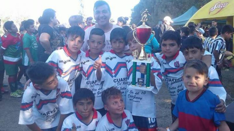 Escuela "Soy Indio" logró un meritorio lugar en Santiago