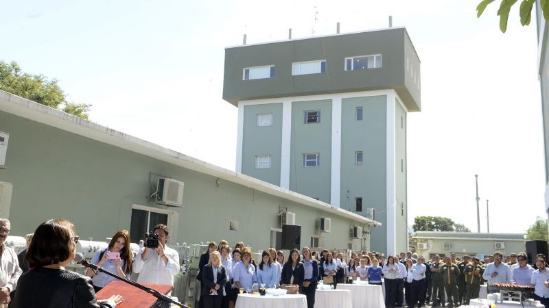 Corpacci inauguró refacciones en el edificio de la EC Sapem