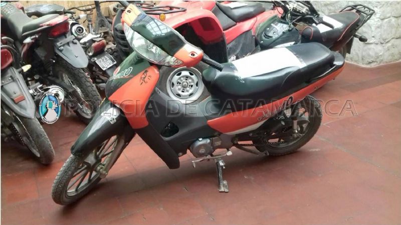 Demoran dos adolescentes y secuestran una moto en Tinogasta