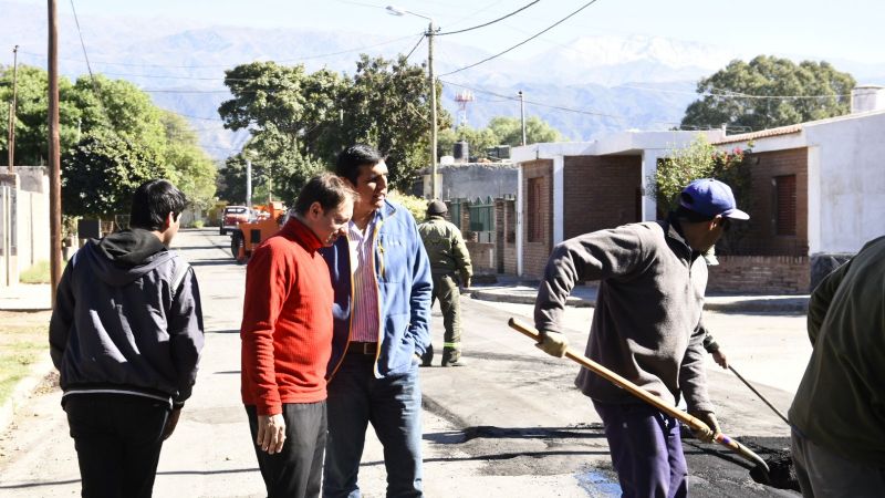 Repavimentación de arterias para descomprimir tránsito vehicular