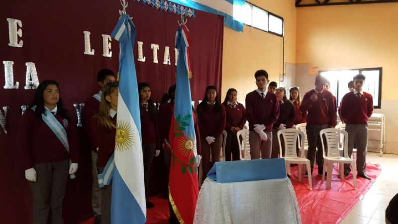 Promesa de alumnos a las Constituciones en El Alto
