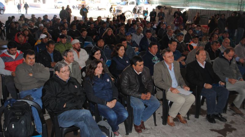 Gran participación de productores en la Jornada de Nogal