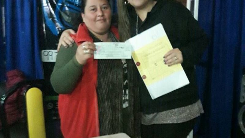 La senadora Sánchez entregó aportes a clubes de La Paz