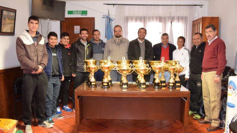 Fuerte apoyo a todas las instituciones deportivas santamarianas