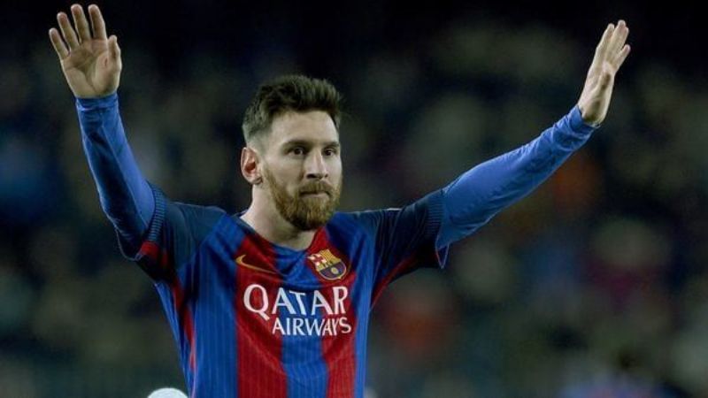 Condenaron a Messi a 21 meses de prisión