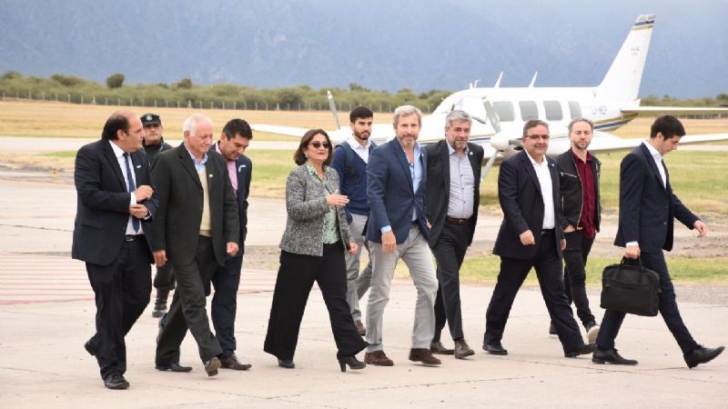 Lucía y Frigerio inauguraron escuela