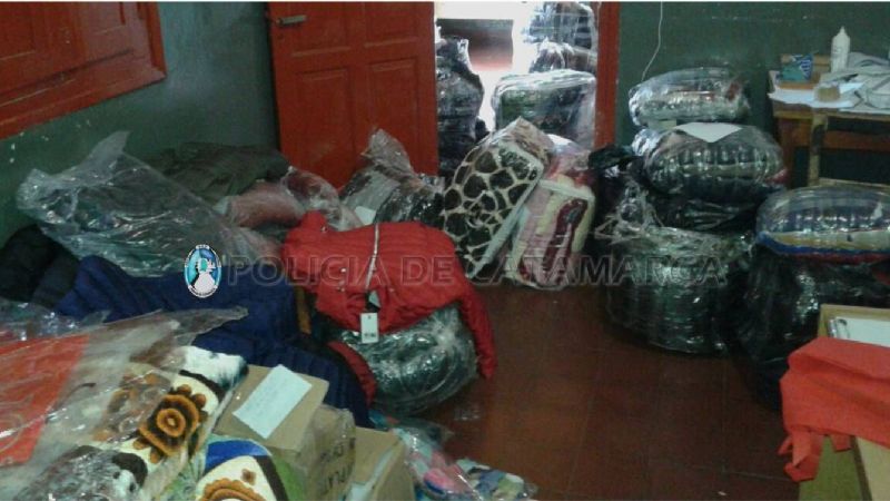 En control caminero secuestran mercadería de dudosa procedencia en Ambato