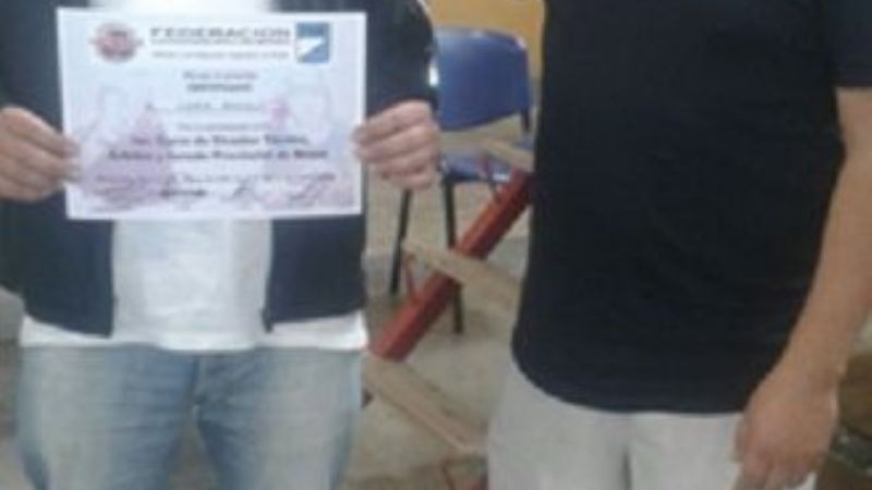 Lucas Siacca ya es entrenador profesional de boxeo