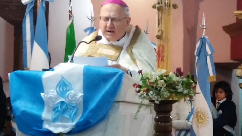 Urbanc presidió el Te Deum por el 25 de Mayo