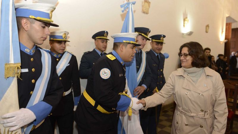 Lucía en el festejo por el Día de la Patria