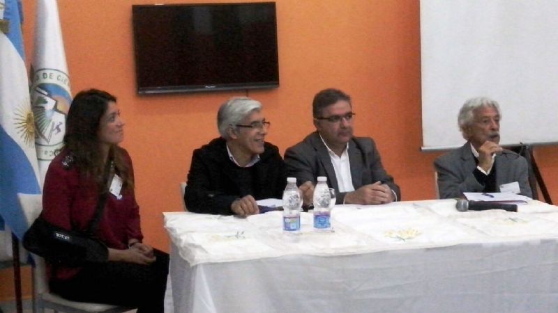 Jalil en la apertura de encuentro nacional