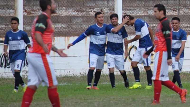 Sumalao venció a la Villa y abrió el torneo de la “A”