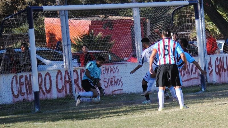 El “Sagrado” goleó y también se prendió en Las Chacras