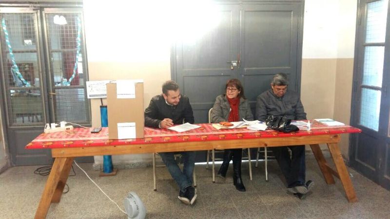 Afiliados de ATECa ya votan en La Paz