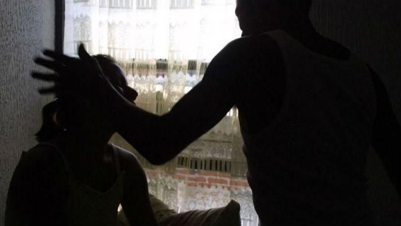 Joven golpeó a su madre