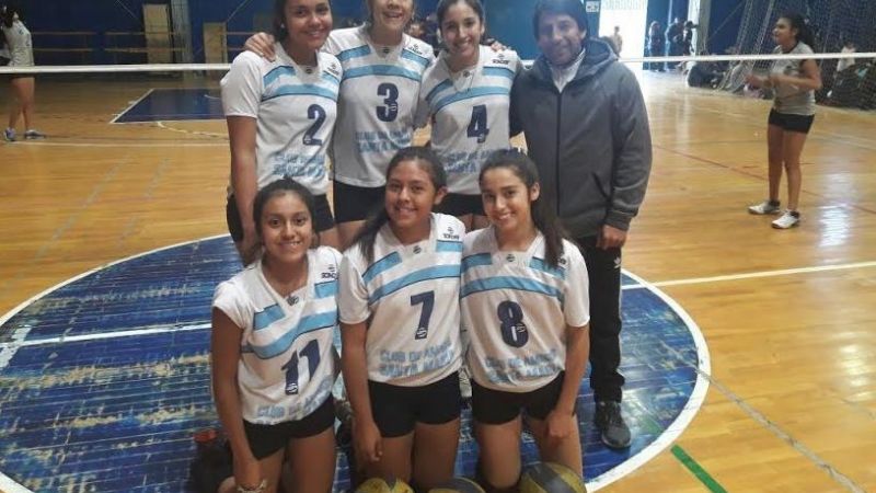 Peñarol en Mujeres y Ateneo en Varones, campeones Sub15