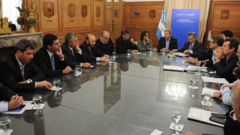 Cuáles son las provincias que tienen más deuda con la Nación
