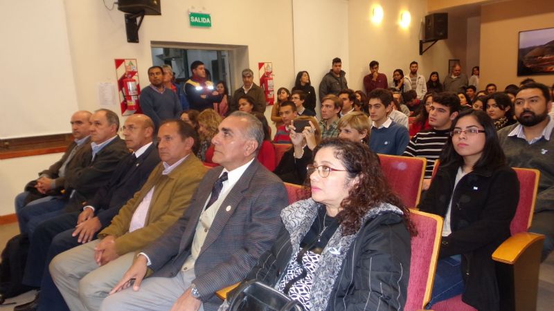 Premios a ingresantes con mejores promedios