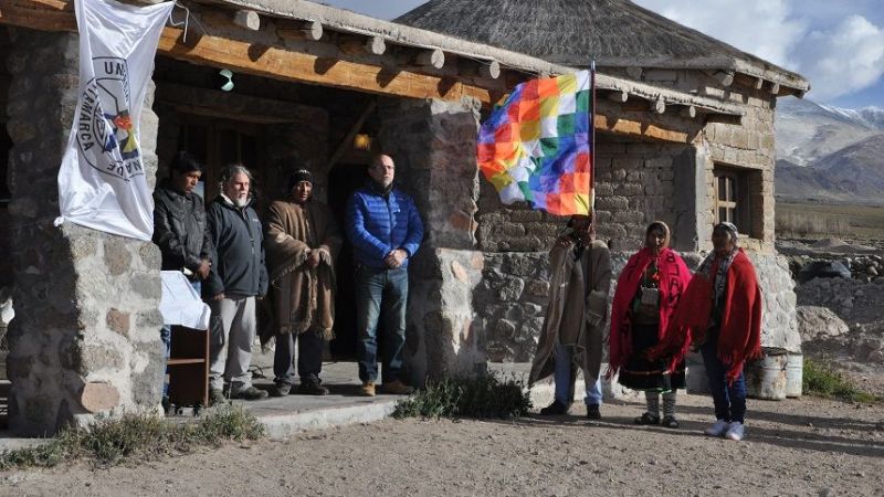 La UNCA celebró el 25 de mayo en Laguna Blanca