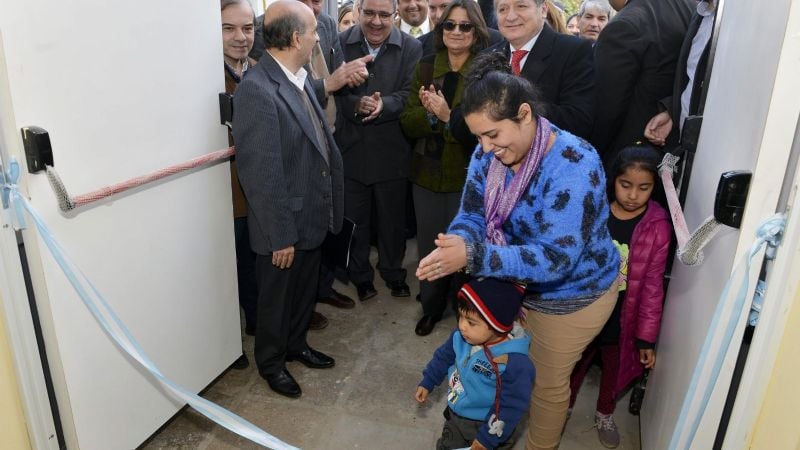 Lucía inauguró las nuevas instalaciones del CAPS "Farías Taire"