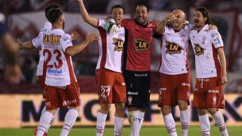 Huracán  con una misión muy difícil en la Sudamericana