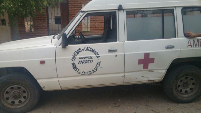 Ambulancia reacondicionada para el Hospital de Ancasti