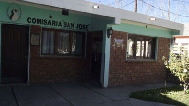 Descontrolado insultó e intentó agredir a policías en Santa María