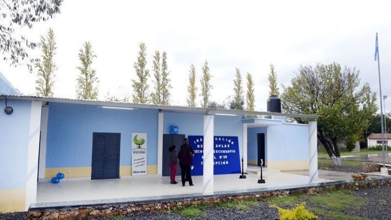 Corpacci inauguró nuevas instalaciones en la Escuela Secundaria Rural