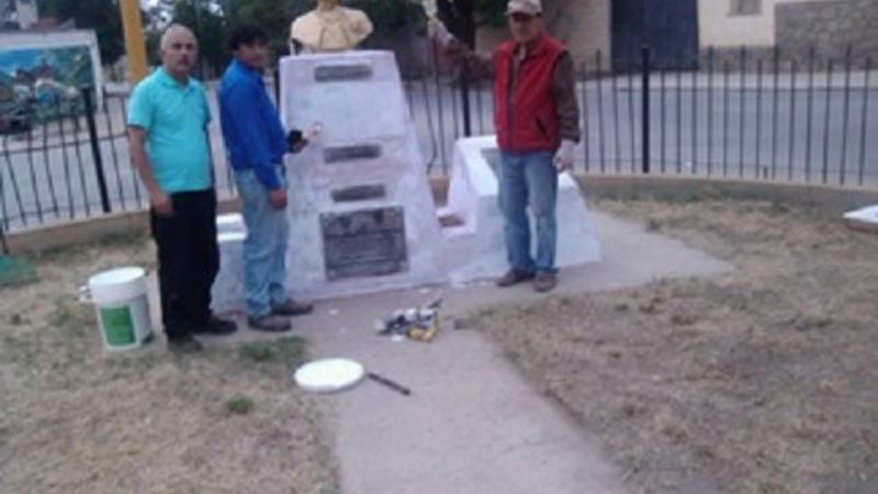 Peronistas restauran el busto de Eva Perón en Andalgalá