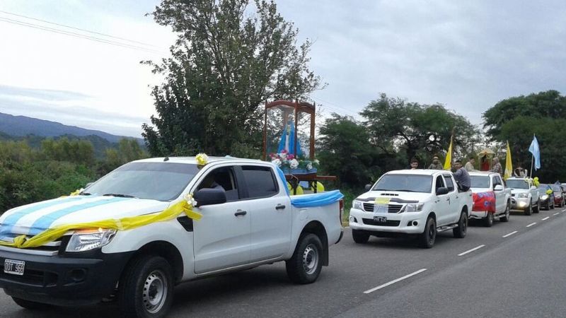 Con peregrinaciones y caravanas honran a Fray Mamerto Esquiú