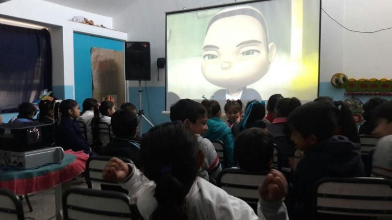 El Cine Móvil de Cultura celebra con los Jardines de Infante