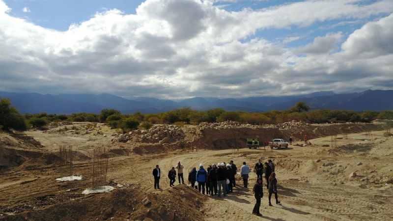 Plena actividad en la obra de la Ruta 46