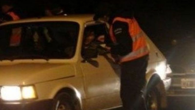 Agentes de Tránsito agredidos en un control