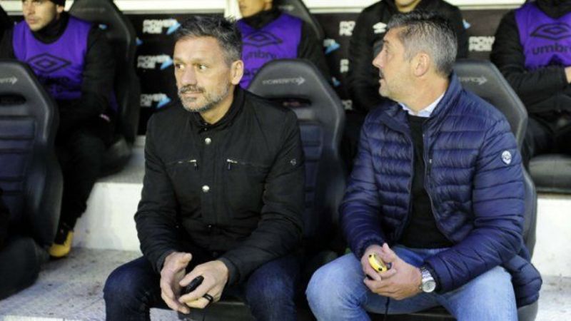 Pacífico provocó la renuncia del DT Vivas en Estudiantes