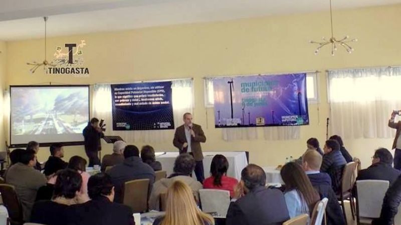Importante Encuentro del Primer Foro de Municipios de Futuro
