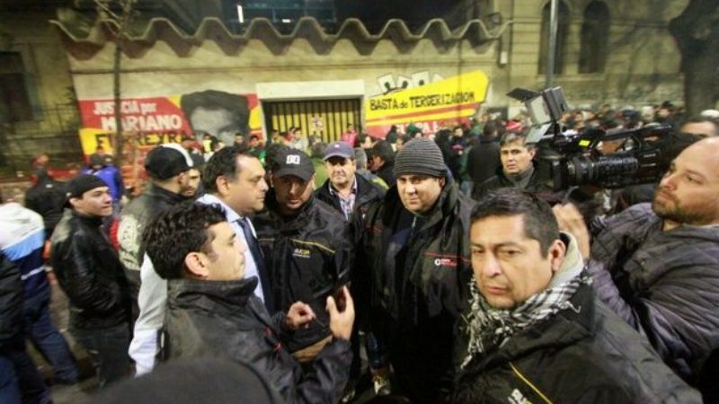 Fracasan negociaciones y sigue el paro de choferes en Córdoba