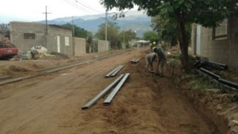 Vecinos de La Esperanza ya tienen red de agua y cloacas