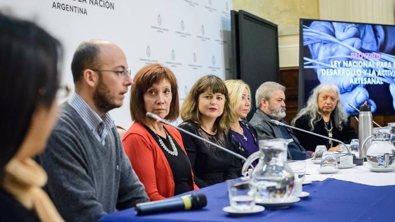 “Ley Nacional para el Desarrollo de la Actividad Artesanal”