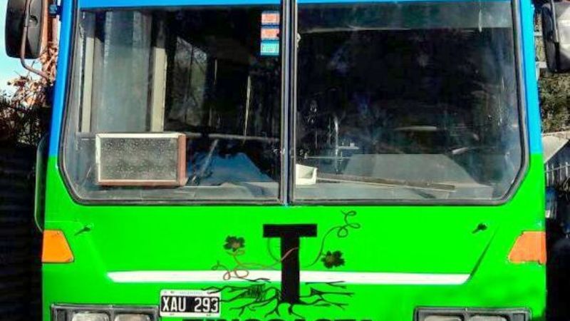 Habilitan transporte municipal gratuito para alumnos del IEST