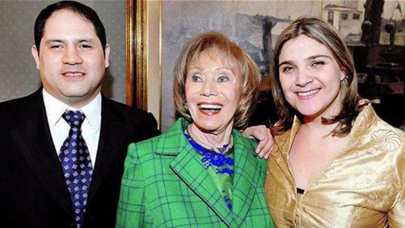 Murió Ernestina Herrera de Noble