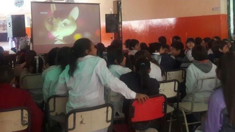 Intensa gira del Cine Móvil de Cultura por escuelas de Capayán