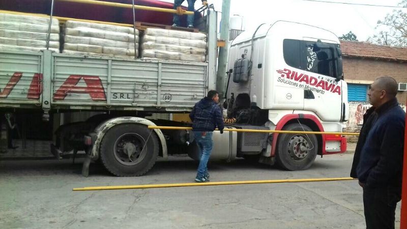 Comenzó obra instalación de gas natural Escuela 280