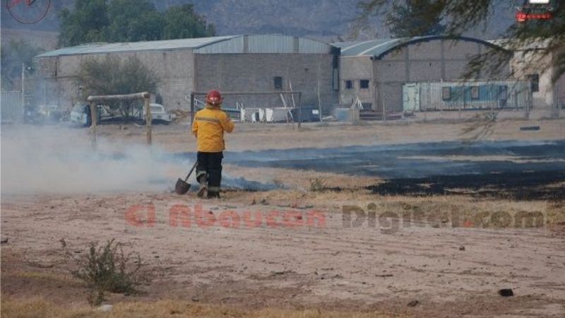 Incendio de gran magnitud en Fiambalá