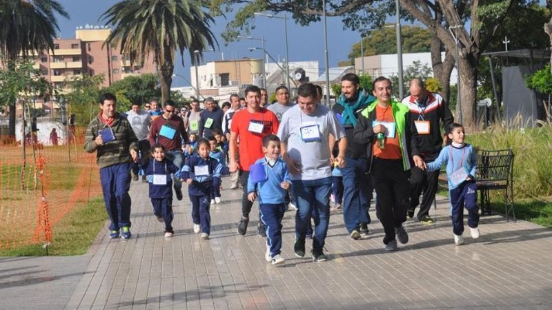 El Colegio del Carmen “corrió” por el “Día del Padre”