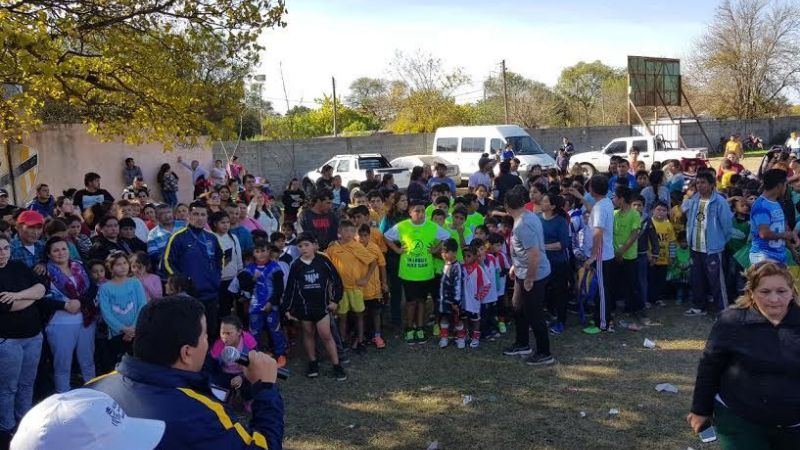 Fiesta en Bdo. de Ovanta con la premiación del 2do. torneo Infantil
