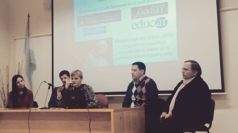 Tecnología y Ciencias Exactas dirigirán capacitación a docentes