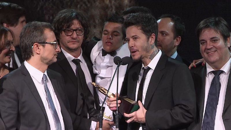 El Martín Fierro de Oro se lo llevó "El marginal"