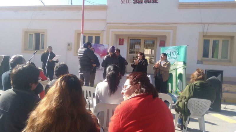 "Lleguemos al barrio" entregó anteojos