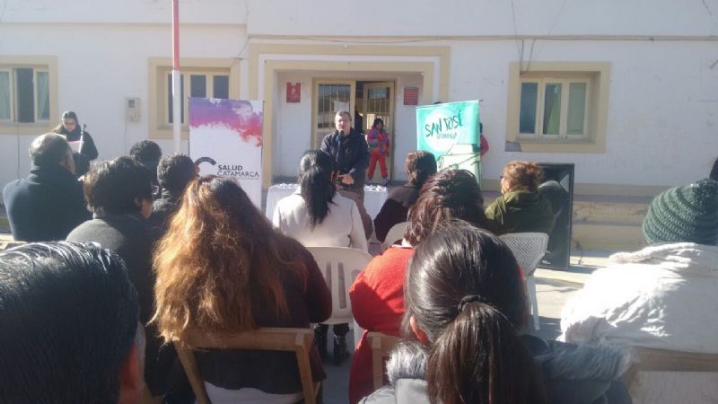 "Lleguemos al barrio" entregó anteojos