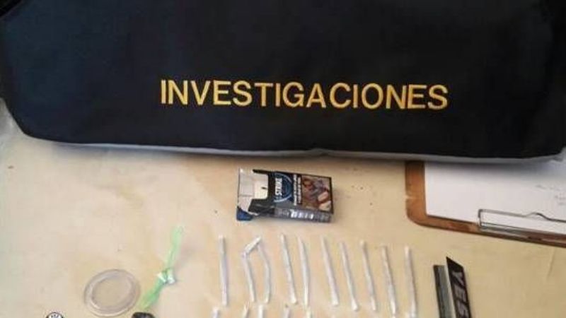Secuestran drogas, armas de fuego y detienen a 2 personas